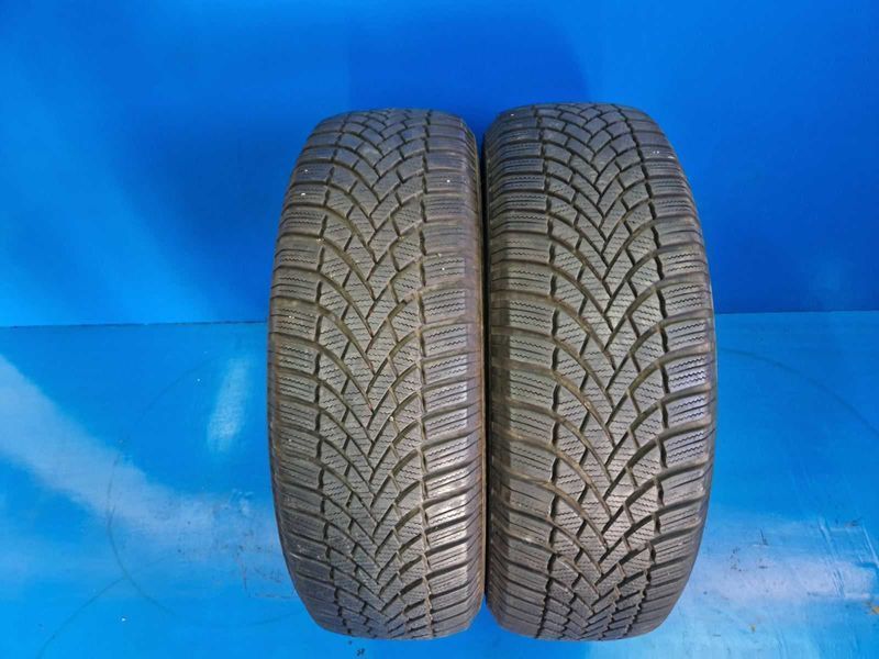 2 Bridgestone R17 215/65
зимни гуми DOT4820