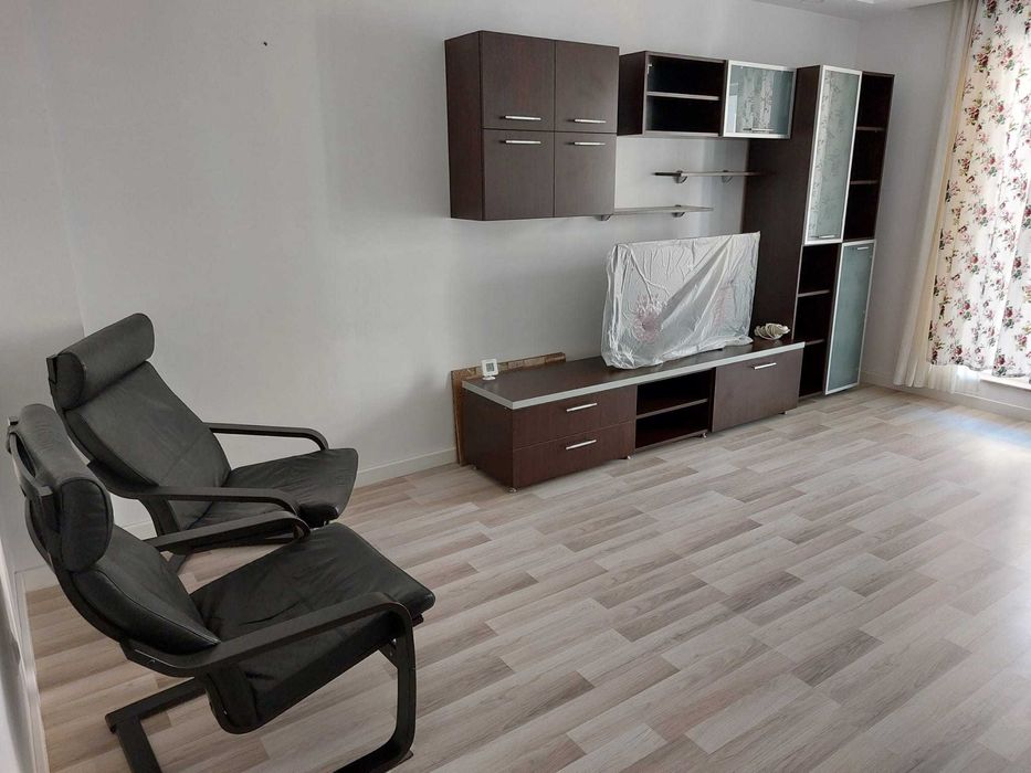 Apartament 2 camere  de vanzare Cosmopolis