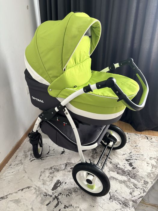 Коляска прогулочная