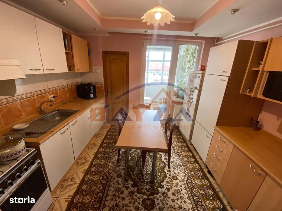 Strada Vasile Alecsandri apartament 4 camere, 93 mp utili, garaj
