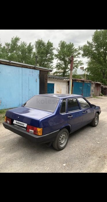 Продам машину   в нормальном состоянии