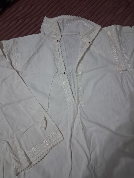 Camasa bărbătească tradițională