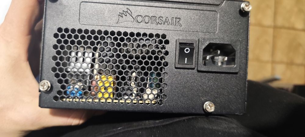 Corsair VS450 захранване