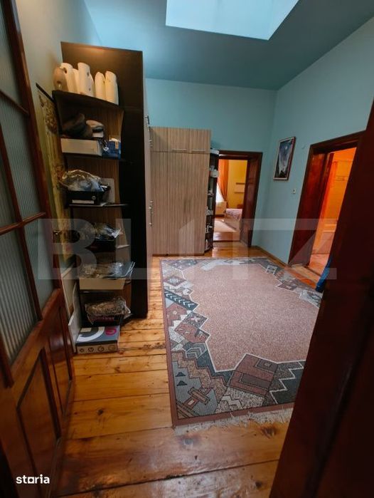 Casa de vanzare, 240 mp, zona Centru