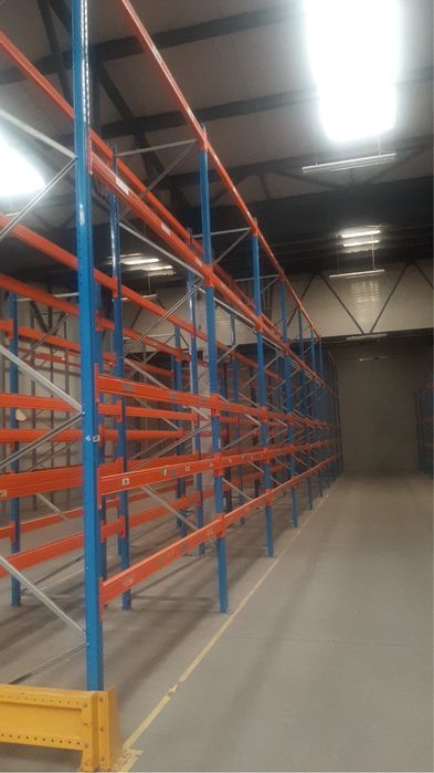 Rafturi metalice Stow