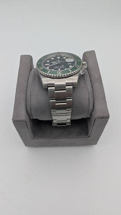 Rolex Submariner 116610LV Hulk  2016