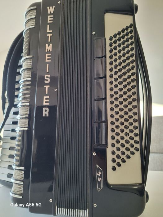 Акордеон Weltmaister S4