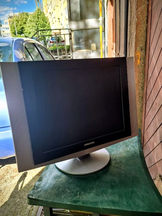 монитор  телевизор