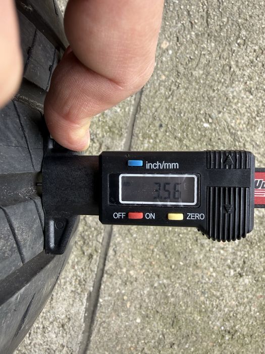 Bridgestone Turanza Enliten 225/65 R17 102V dot 97 22