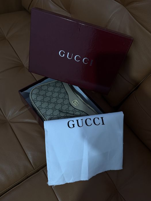 Geanta Gucci crem