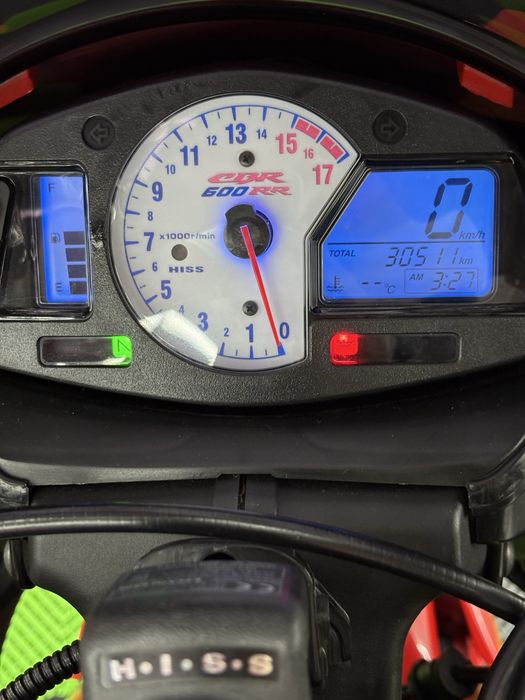 Honda cbr 600 rr