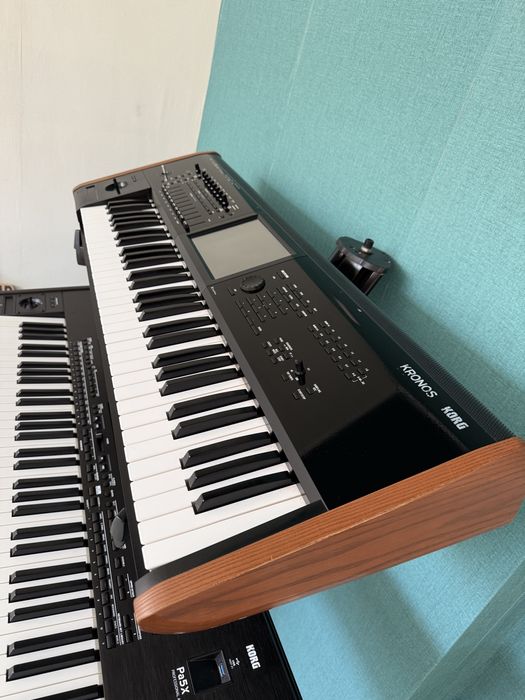 Ocazie! Korg Kronos 2