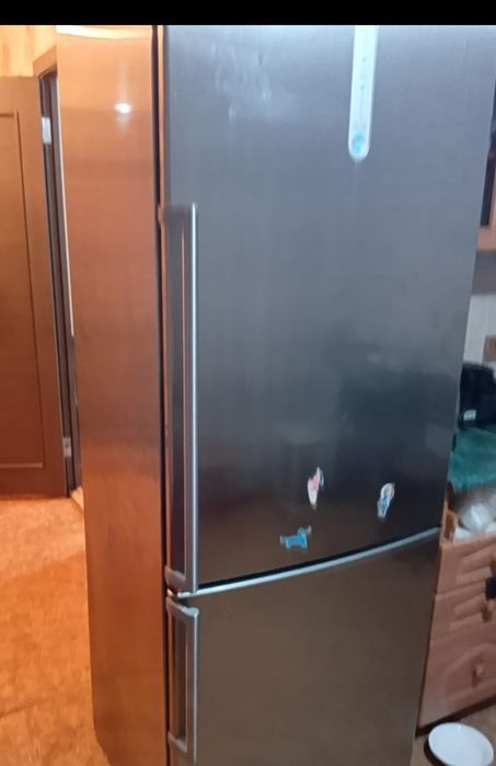 Продам холодильник