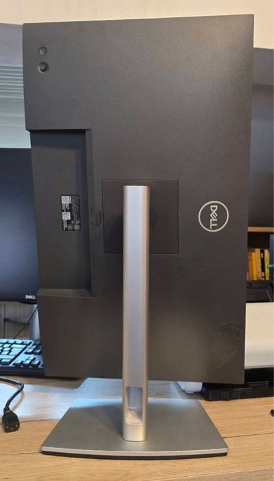 Монитор Dell P2722H