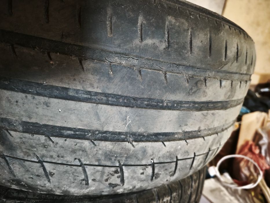 Продам шины 17 размера.