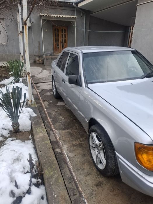 Mercedes benz w124 E230