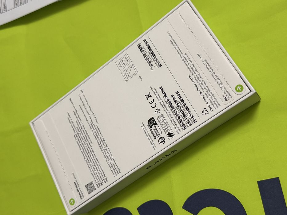 ЗАПЕЧАТАН 256GB iPhone 17 Pro Max Гаранция Yettel 2028г. Blue / Син