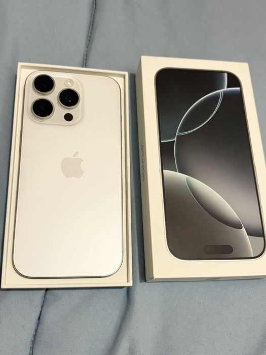 Iphone 16 pro- White titanium