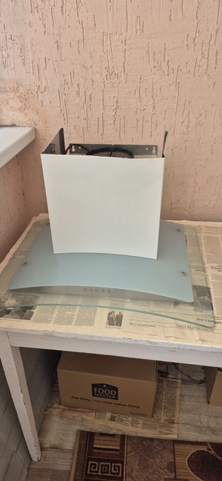 Кухонная вытяжка