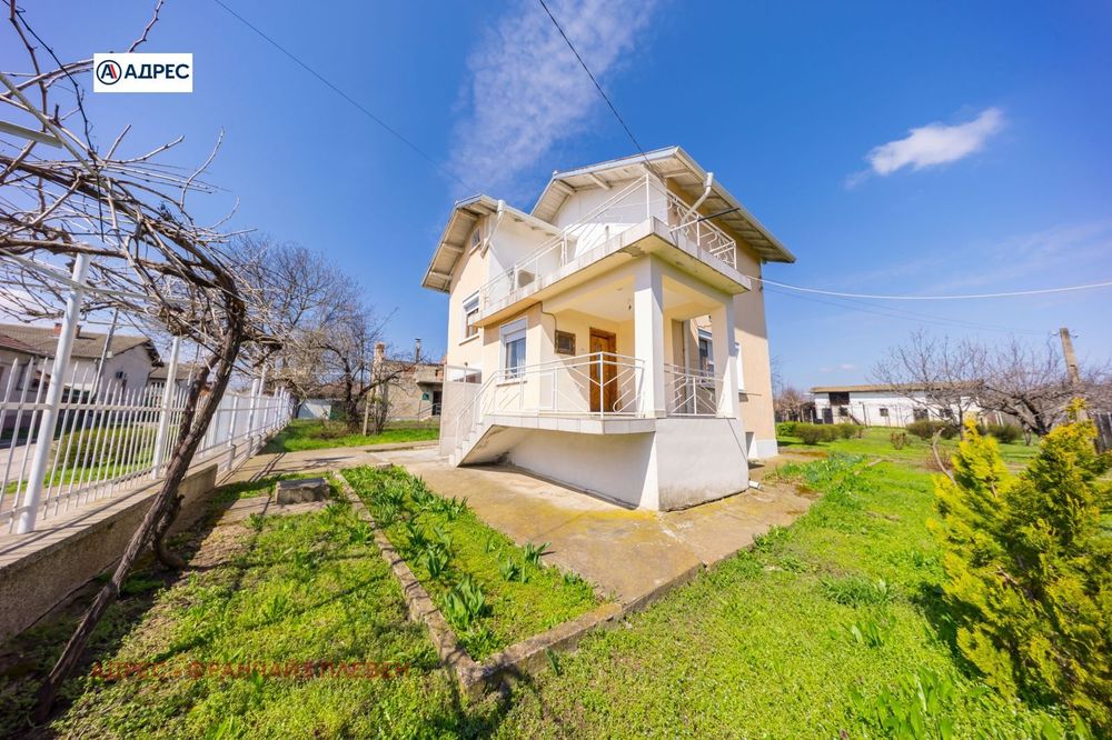 Продава се Къща в с. Коиловци, Област Плевен - 130 кв.м за 392 €/кв.м - Снимка #1