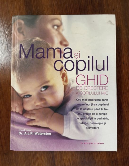 Carte Mama Si Copilul