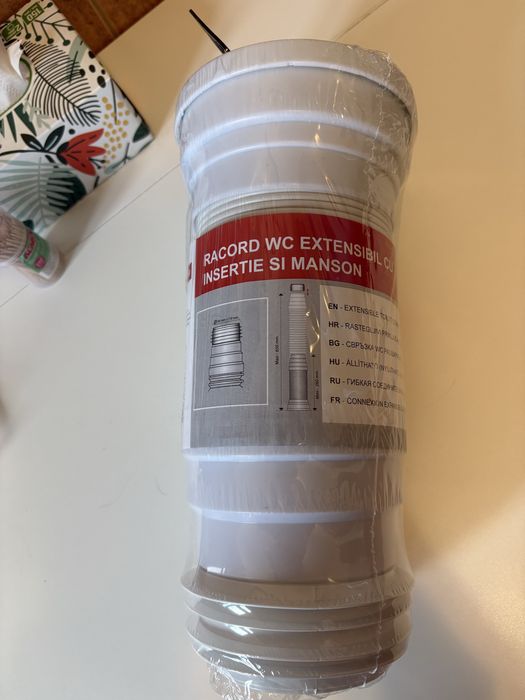 Racord WC extensibil