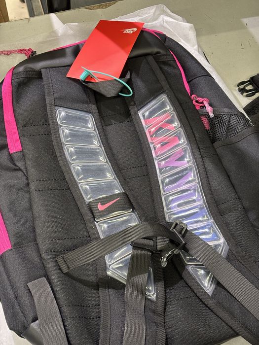 Nike elite v2 Black and pink