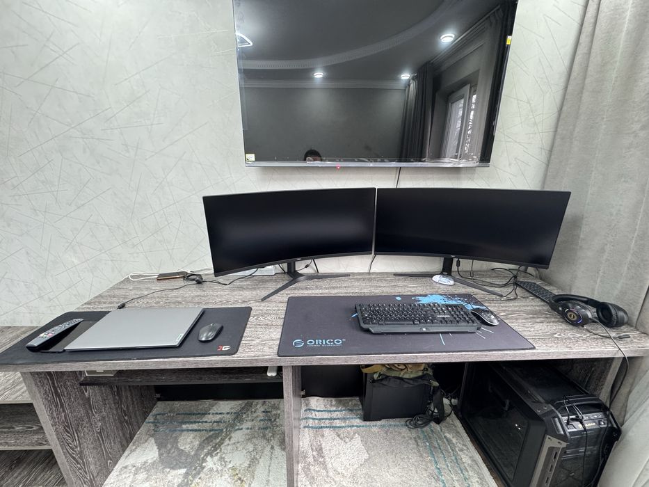 Офисный стол,шкаф,компьютерный стол.