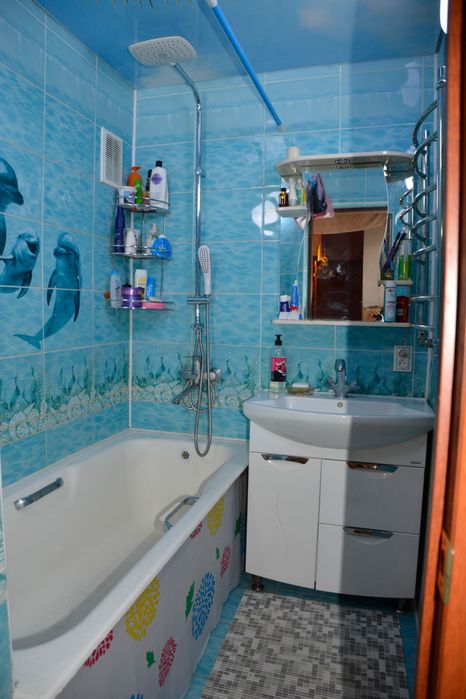 Продам 3х комн У/П на 5микр