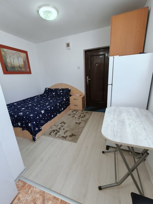 Particular închiriez garsonieră