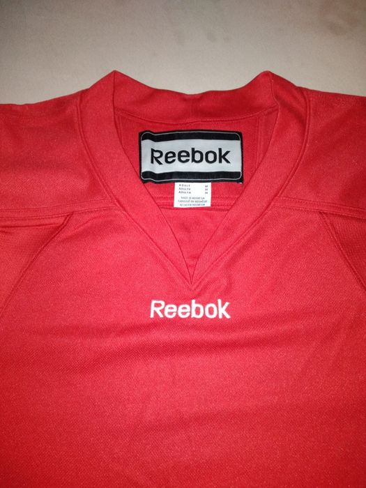 tricou Reebok marime m/L