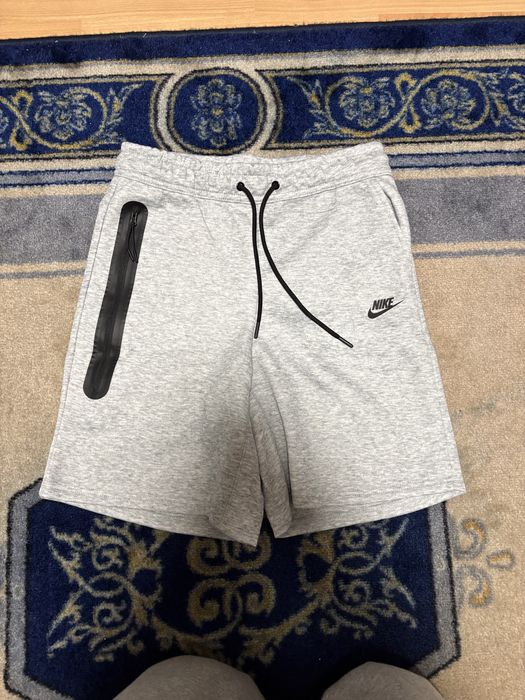 Nike tech сиви гащи