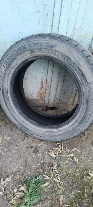 Продам 4 шипованных шины 185/65/15