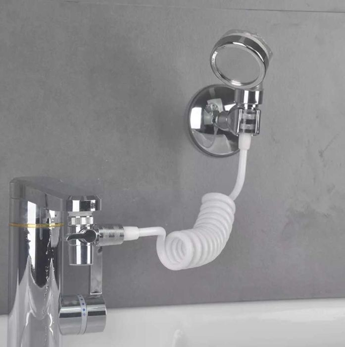 Душ за мивка с гъвкав маркуч със стенно окачване