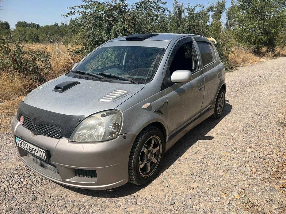 Toyota Vitz 2003