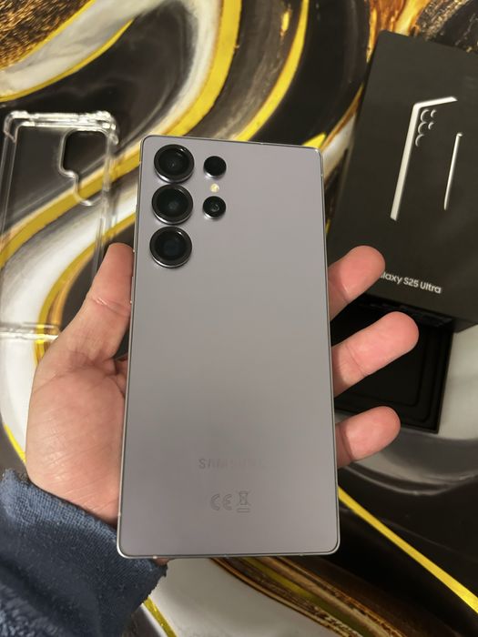 Vand Schimb Samsung S25 ultra 512 GB
