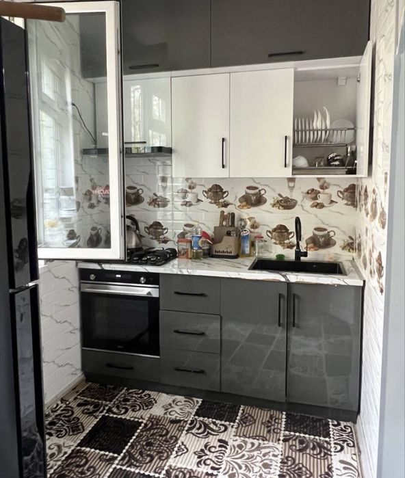 Код 825  Продается 4/1/5 ком квартира куйлюк 5 есть огород