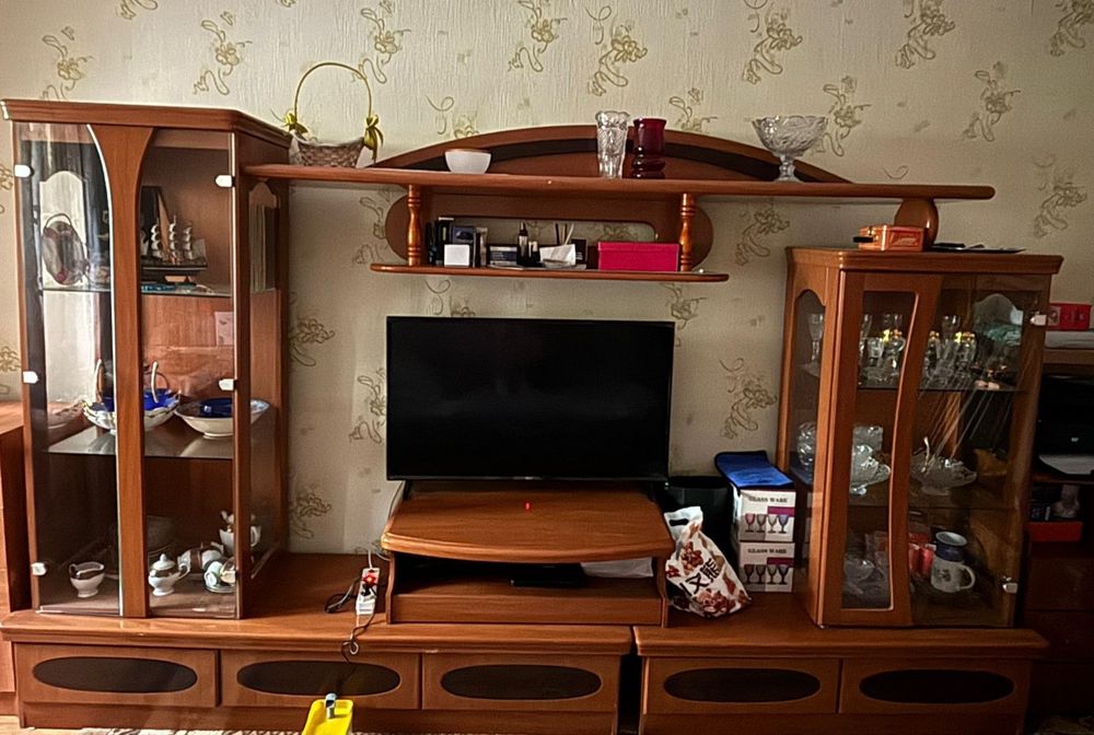 Продам стенку для зала