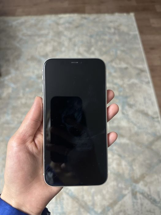 Продам iphone 11