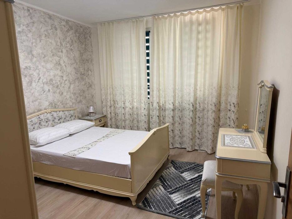 Ofer spre închiriere Apartament cu 3 camere bulevardul oituz