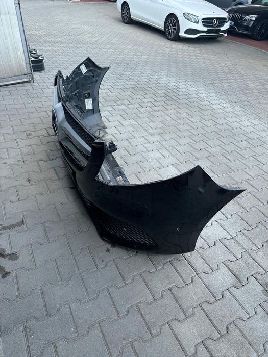 Оригинална Предна и Занда Броня за Mercedes V class W447