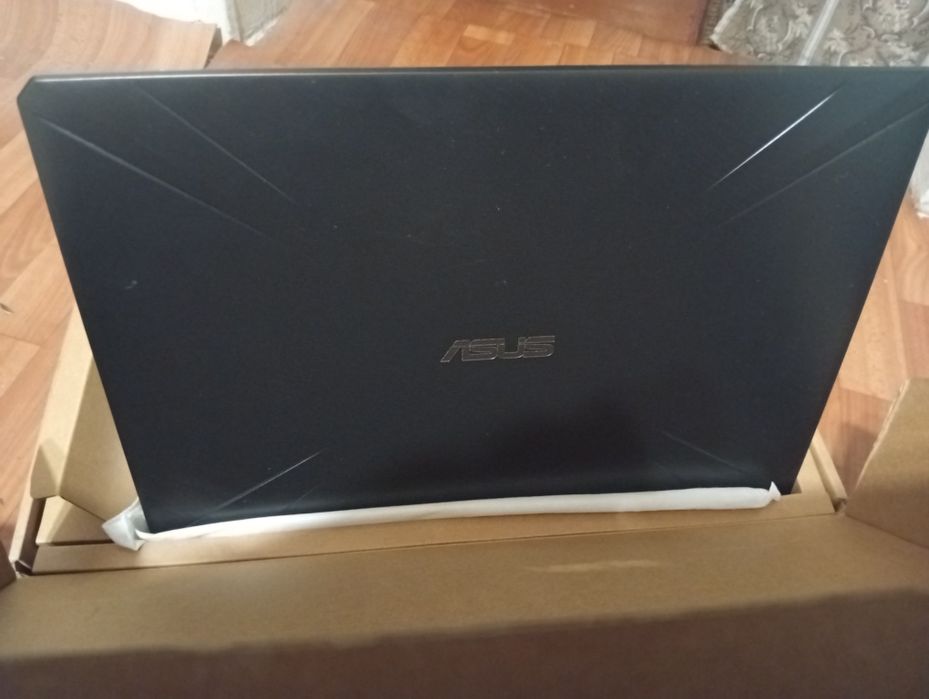 Продам игровой ноутбук