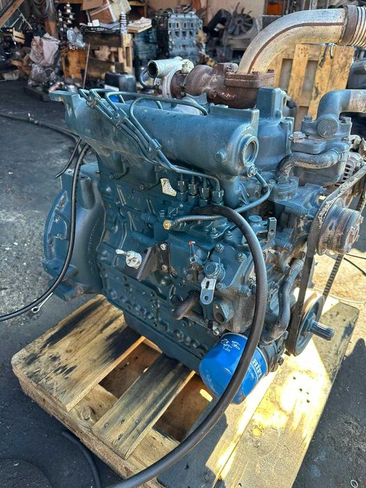 Motor Kubota V2003