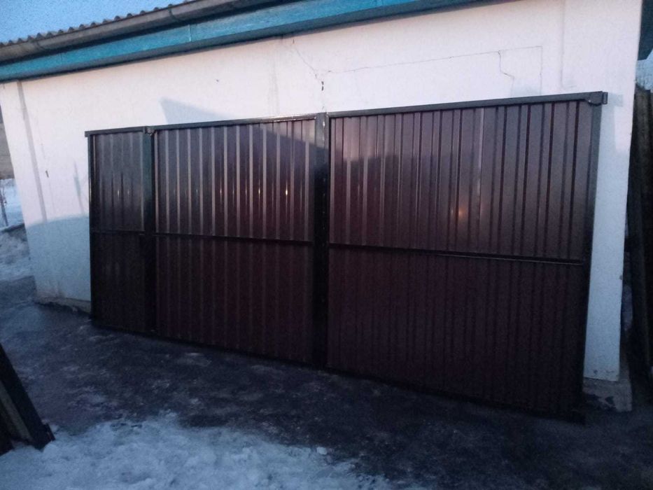 Ворота уличные новые