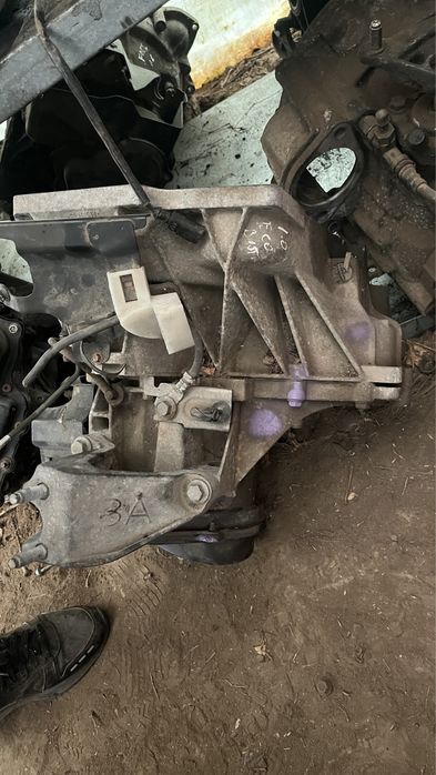 Cutie viteze viteza Ford ECO sport 5 trepte 1.0 ecoBoost dezmembrari