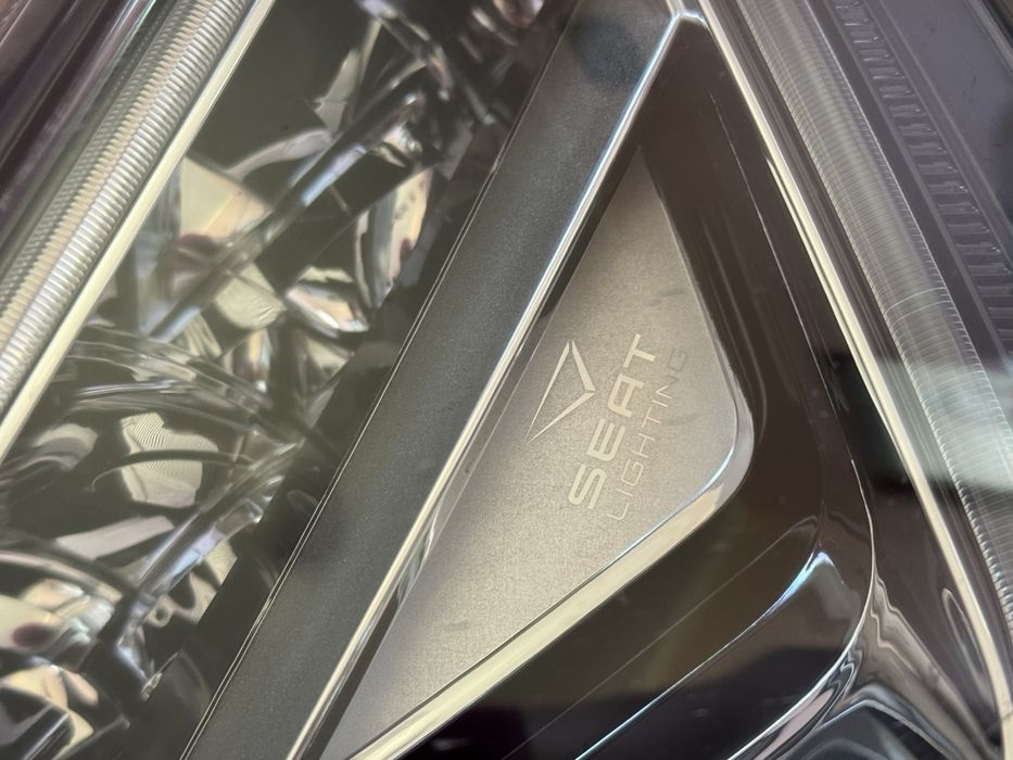 Ляв Фар FULL LED Seat Ateca 2023/24