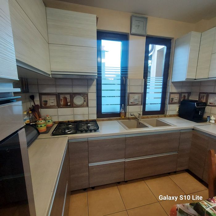 Mobila de bucătărie completa cu electrocasnice