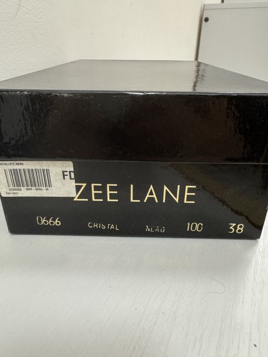 Официални дамски обувки Zee Lane