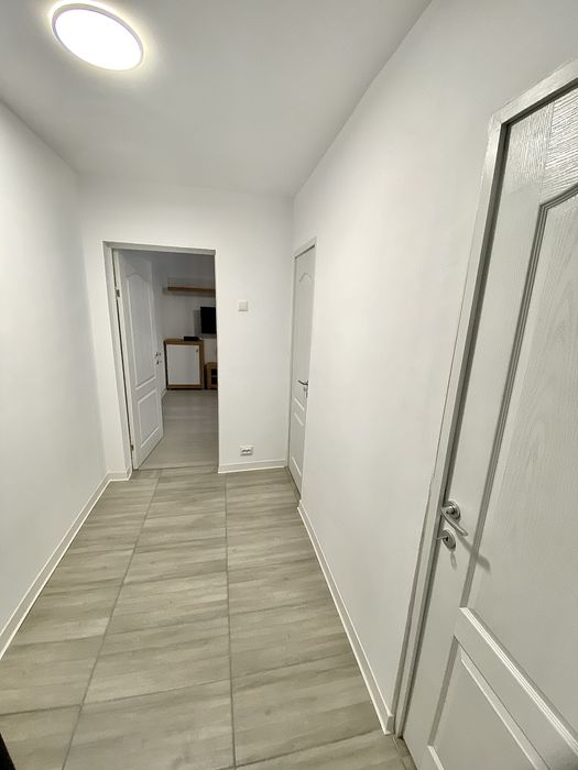 Inchiriez apartament 2 camere semidecomandat Iulius Town ,Dacia, Torontal