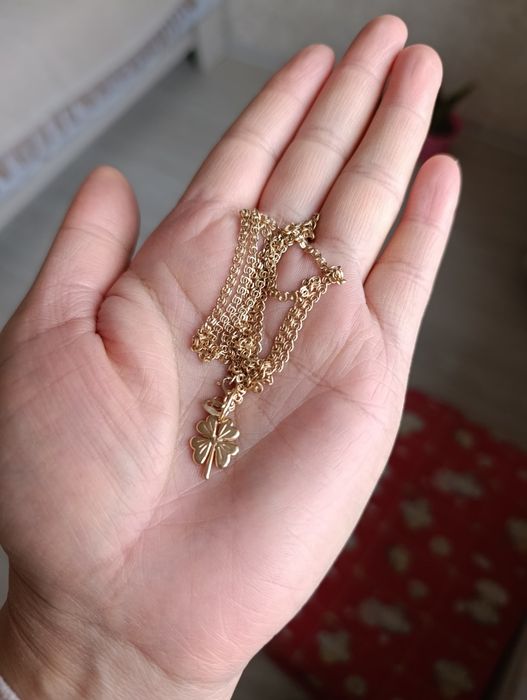 Золотой цепочка с кулоном